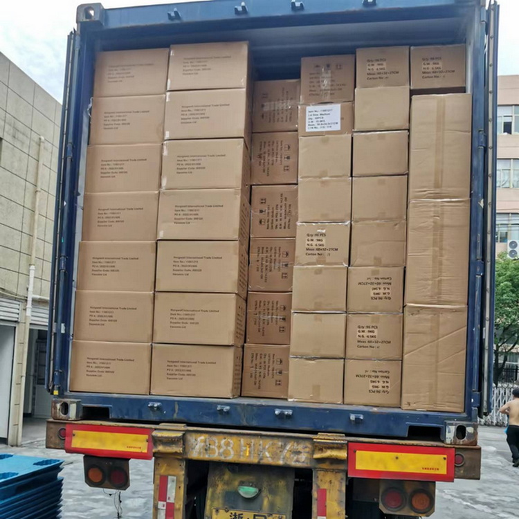 6月30日发意大利Guzzini公司 手持式真空机，真空袋及真空盖 - （小柜）.jpg